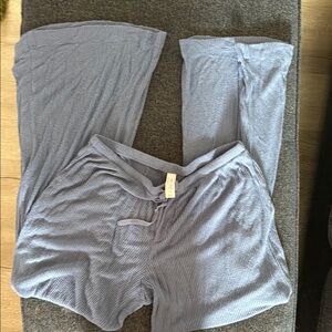 Auden Blue Capri Pants